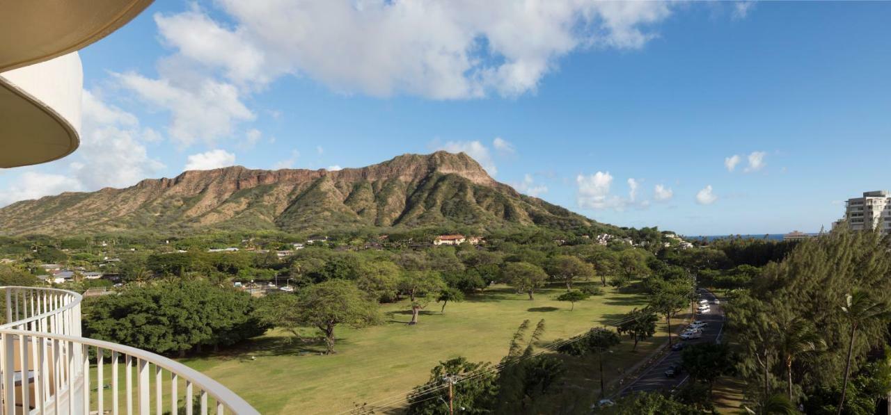 Готель Lotus Honolulu At Diamond Head Екстер'єр фото